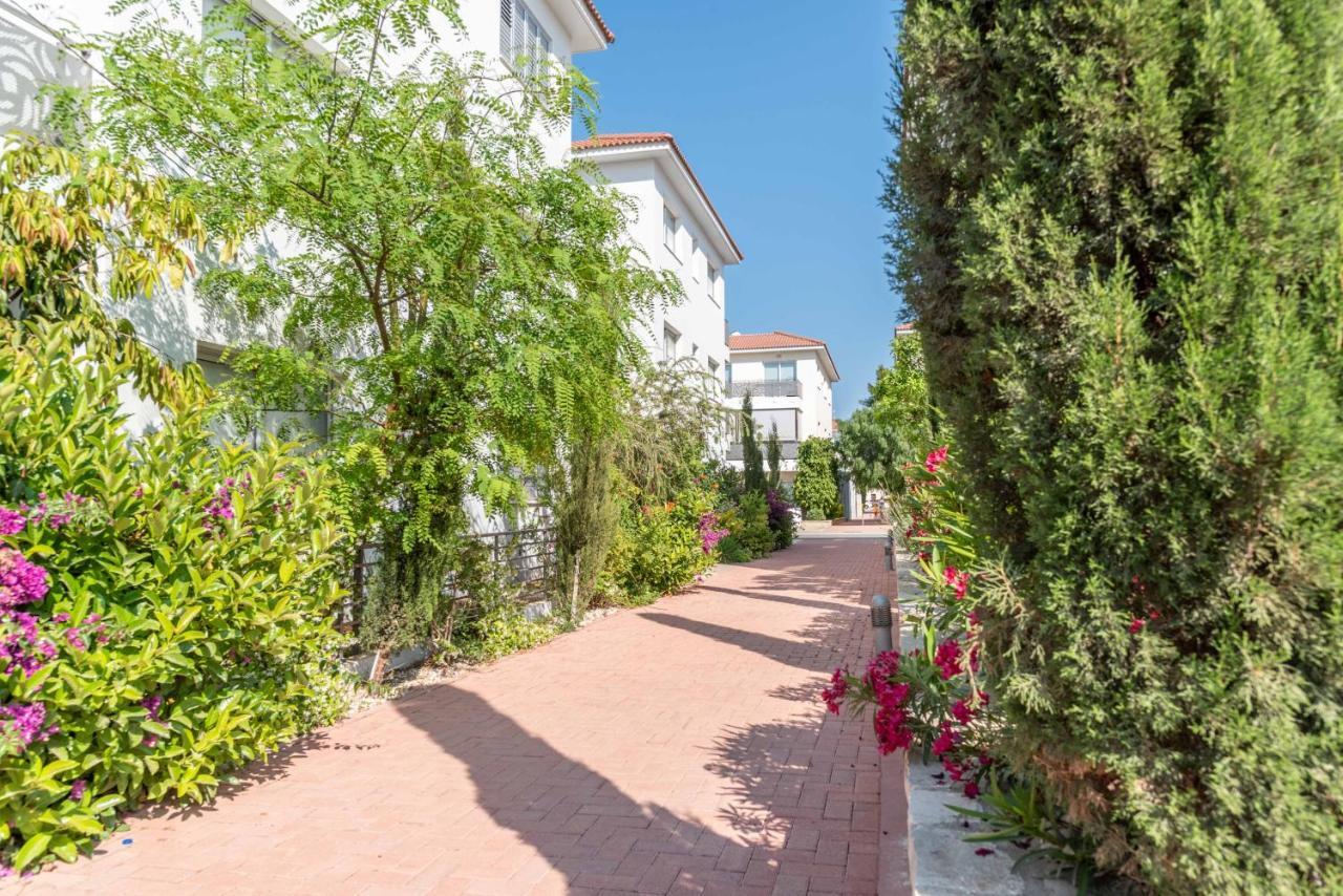 Mythical Sands Resort & Spa, Evilion Apartment Paralimni Exterior photo